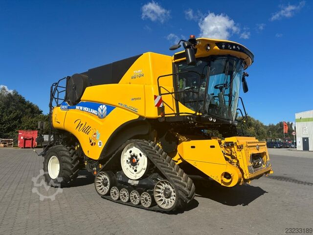 New Holland CR 8.90 Raupe Revelation - Modelljahr 2018 New Holland CR 8.90 Raupe Revelation - Modelljahr 20