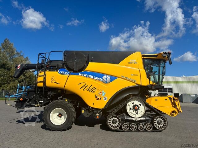 New Holland CR 8.90 Raupe Revelation - Modelljahr 2018 New Holland CR 8.90 Raupe Revelation - Modelljahr 20
