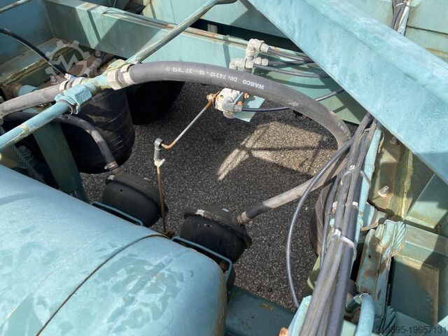 Container transport Burg 20 Ft. Container/Tipper , Self Suport Diesel