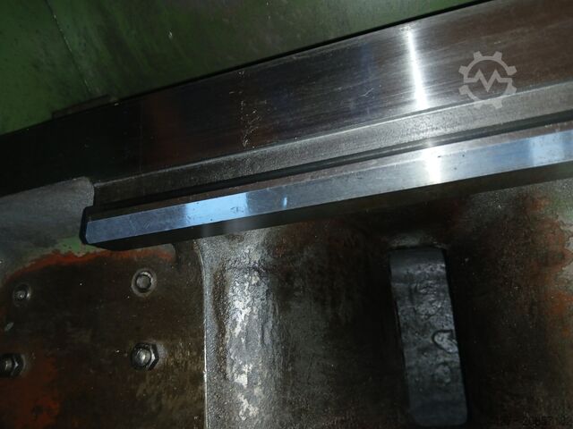 Leit-/Zugspindeldrehmaschine Matra MDR 210