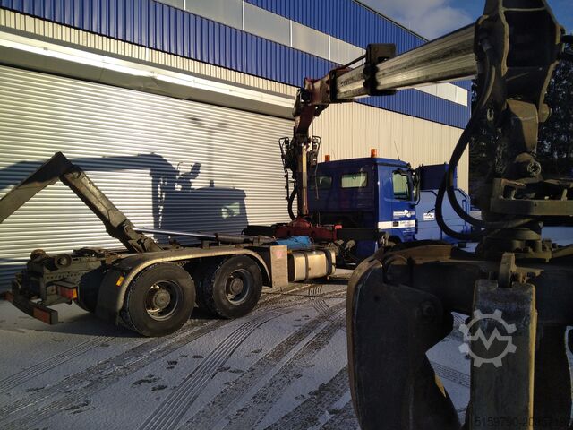 Roll-off tipper truck Mercedes Actros 2641 6x4 mit Recyclingkran