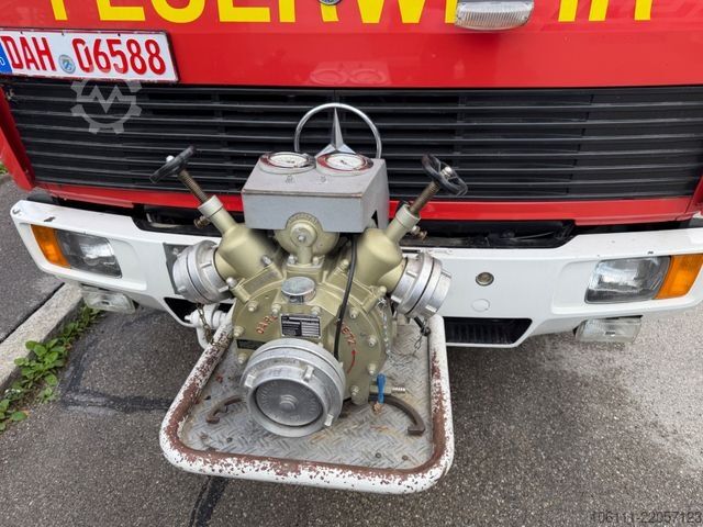 Van MERCEDES-BENZ 814 F Doka 9-Sitzer DiffSperre  7,0m