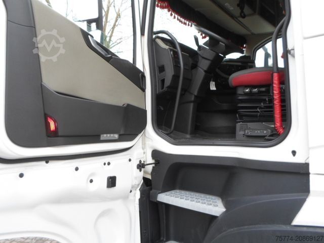 Standard tractor unit VOLVO FH 460 XL/ VOLLSPOILER