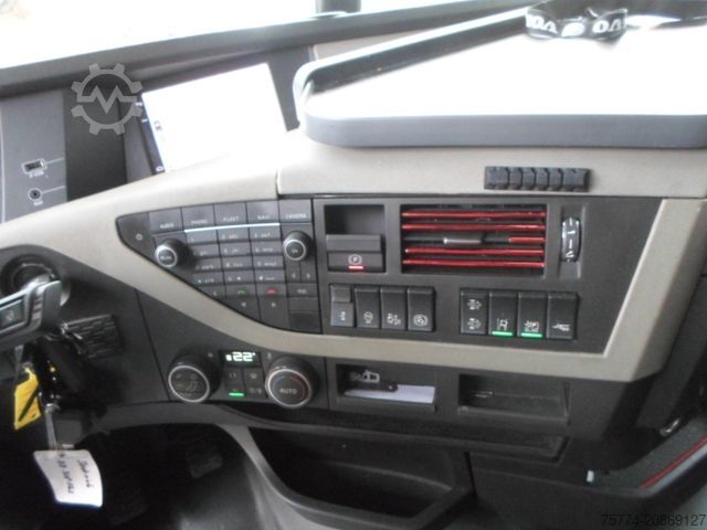 Standard tractor unit VOLVO FH 460 XL/ VOLLSPOILER