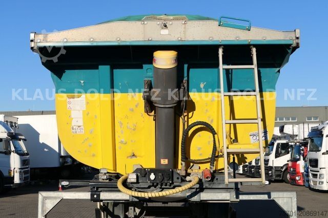 Tipper semitrailer SCHWARZMÜLLER SM Kippmulde Plane SAF-Achsen Kamera
