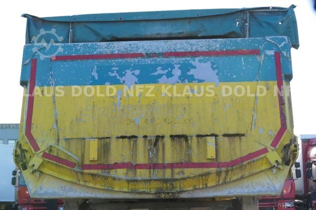 Tipper semitrailer SCHWARZMÜLLER SM Kippmulde Plane SAF-Achsen Kamera