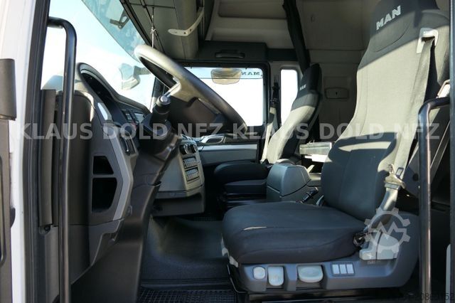 Flatbed truck with tarp MAN TGX 18.400 Retarder Komplettzug mit Anhänger