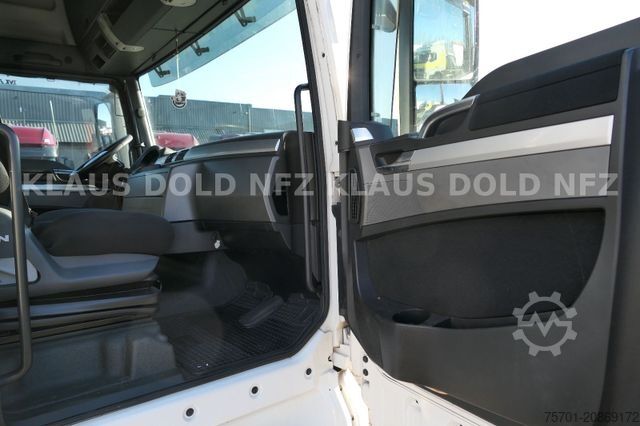 Flatbed truck with tarp MAN TGX 18.400 Pritsche Plane Retarder 2-Tanks