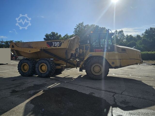 Knickgelenkdumper Caterpillar 730