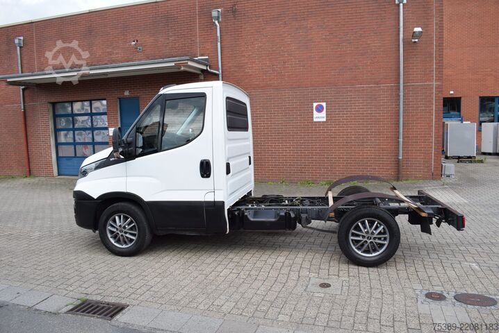 Van chassis Iveco Daily  35 S21 3,0 Automatik Luftfederung Tempomat