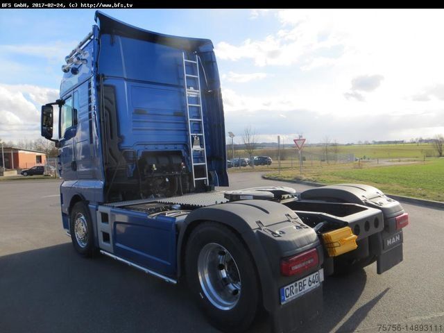 Standard tractor unit MAN TGX 18.640 4x2 LLS PerformanceLine Edition