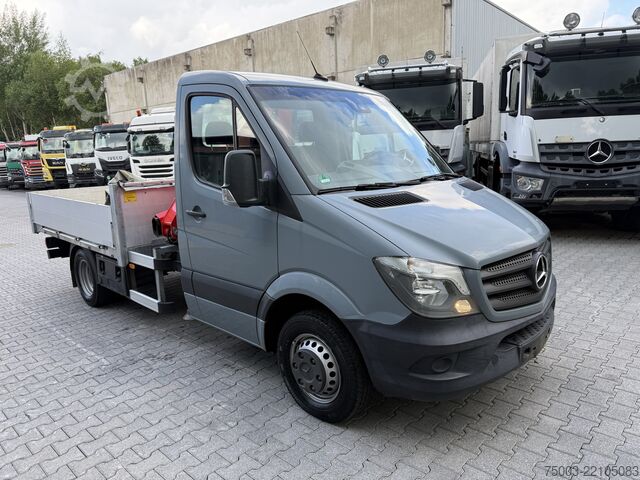 Truck-mounted crane van Mercedes-Benz Sprinter 516 Kran Fassi F40