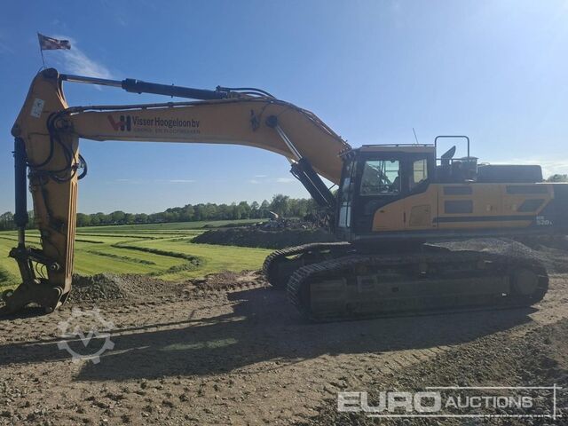 Crawler excavator Hyundai HX520