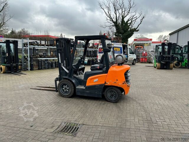 LPG Forklifts Doosan G30NXP