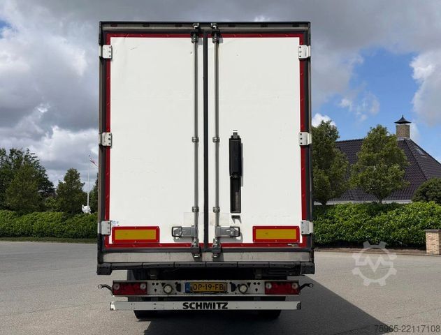 Kühlauflieger SCHMITZ CARGOBULL SCB*S3B THERMO KING SLXe 300 FLOWERWIDE 270 CM H