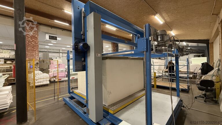 Contour cutting machine for foam D.B. S.R.L. PCLO 2200