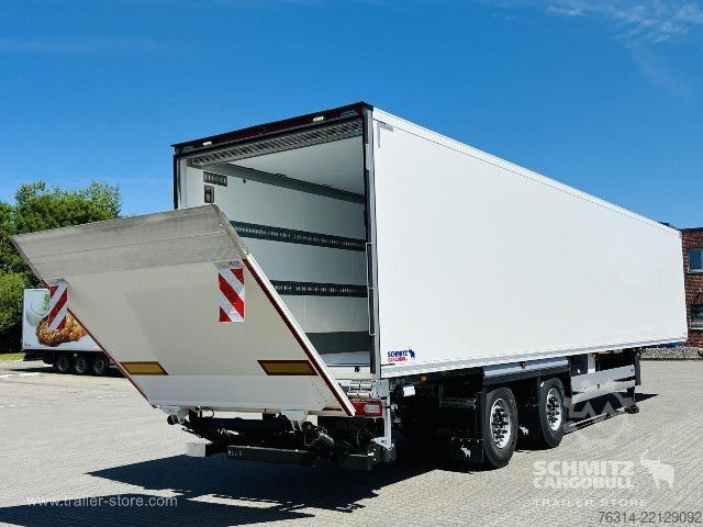 Reefer semitrailer Schmitz Cargobull Tiefkühler Standard Ladebordwand