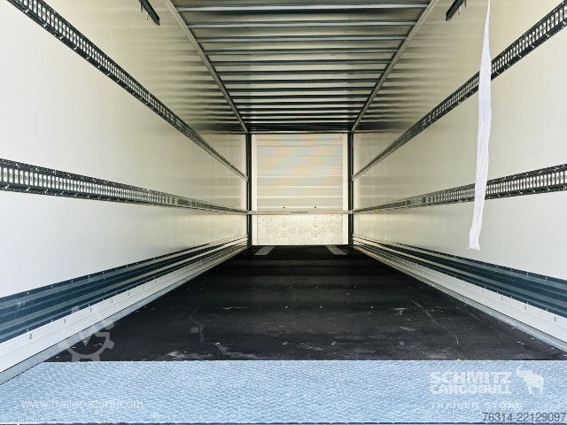 Box semitrailer Schmitz Cargobull Trockenfrachtkoffer Standard Rolltor