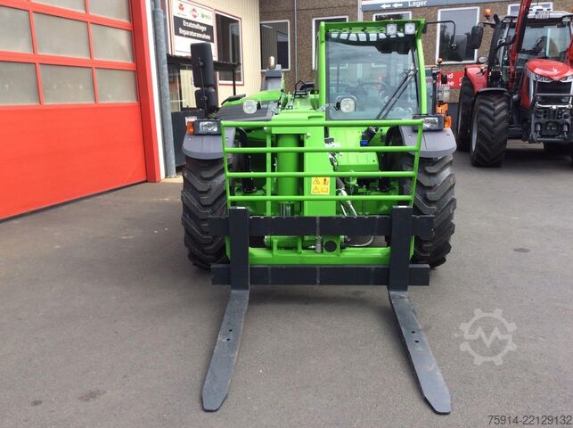 Telescopic loader Merlo TF 33.7-115