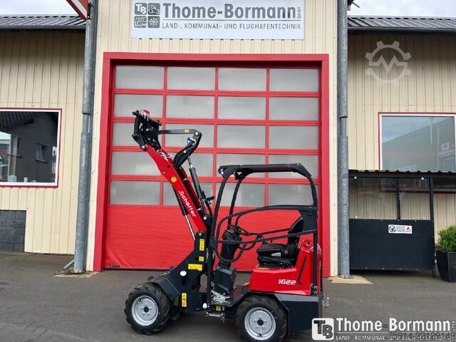 Yard tractor Schäffer 1622