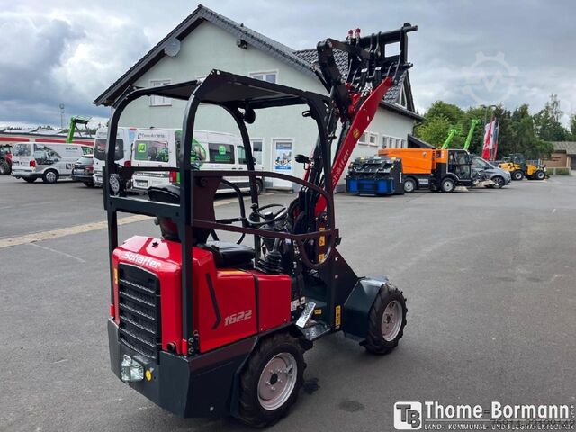 Yard tractor Schäffer 1622