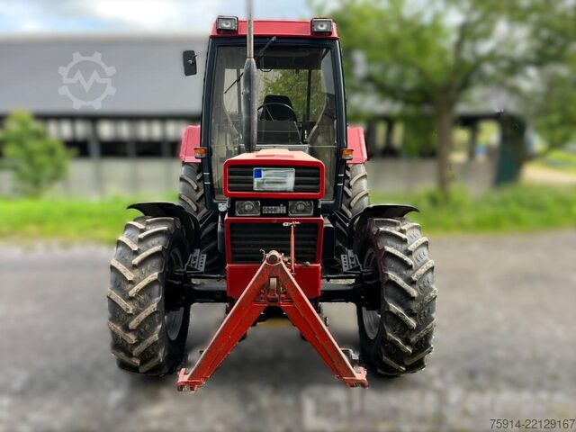 Tractor Case-IH 745 XL