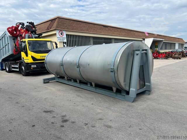 Special purpose truck  CISTERNA SCARRABILUSATA IN ACCIAIO INOX COIBENTATA