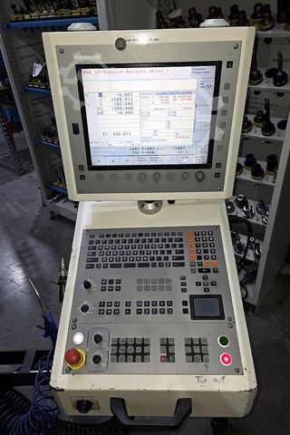 Universal-Bearbeitungszentrum Wemas VZG 65-5A