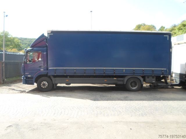 Flatbed truck with tarp MERCEDES-BENZ 1624 L/ Tautliner/ LBW