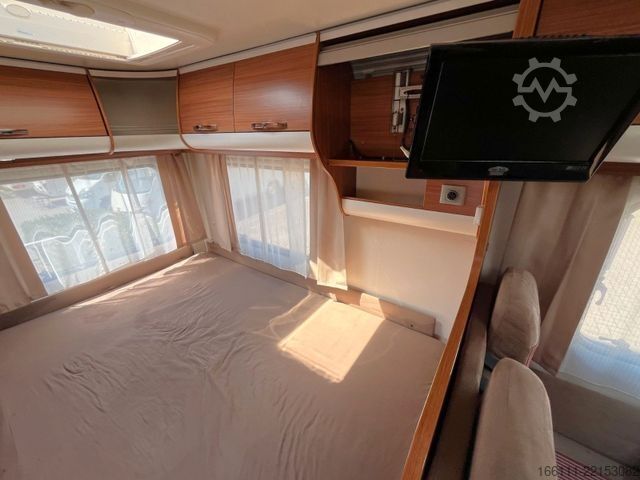 Semi-integrated camper ADRIA Sport 573 DF - Festbett -  - Klima -