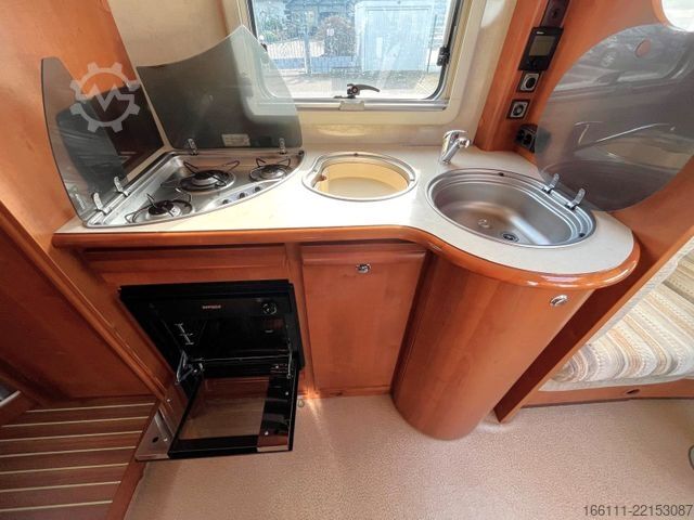 Integrated camper RAPIDO MB 996 HB - Automatik - Fest/Hubbett - Klima -