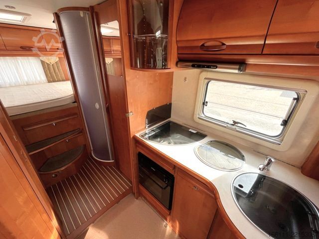 Integrated camper RAPIDO MB 996 HB - Automatik - Fest/Hubbett - Klima -