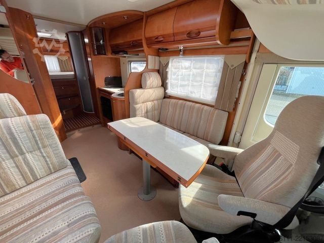 Integrated camper RAPIDO MB 996 HB - Automatik - Fest/Hubbett - Klima -