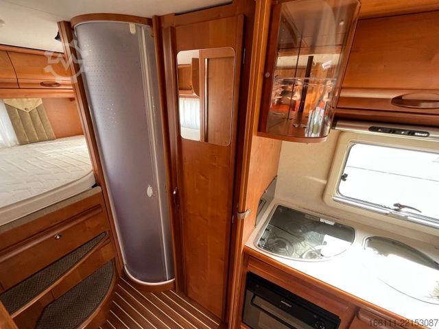 Integrated camper RAPIDO MB 996 HB - Automatik - Fest/Hubbett - Klima -