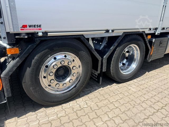 Flatbed truck VOLVO FH 540 6x2 Container Fassi F545 Heck 360° 100%