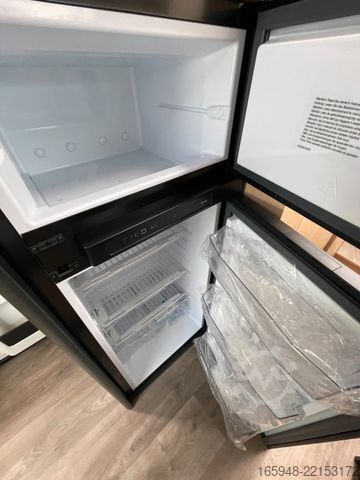Semi-integrated camper SUNLIGHT T 67 S Adventure Edition | Automatik, Hubbett