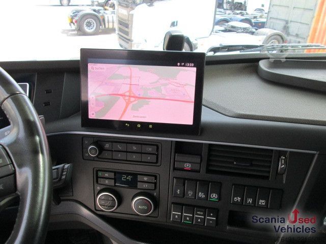 Standard SZM Volvo FH 500 Globetrotter XL / Navigation / ALCOA