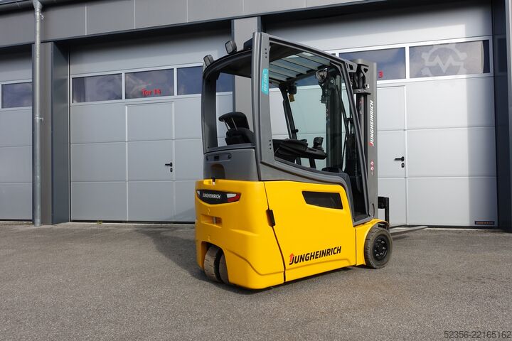 Niederhubwagen Jungheinrich 1,6t EFG216 TRIPLEX SS Batterie 92%