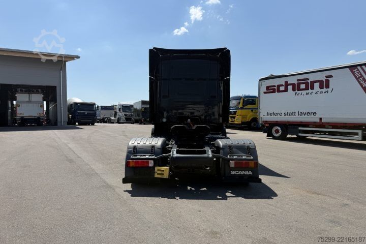 Standard tractor unit Scania R420 LA 4x2 Retarder / Swiss-Vehicle