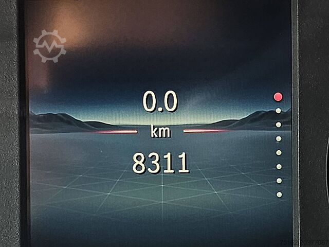 High-roof van MERCEDES-BENZ ESPRINTER 320 L3H2 300KmWLTP