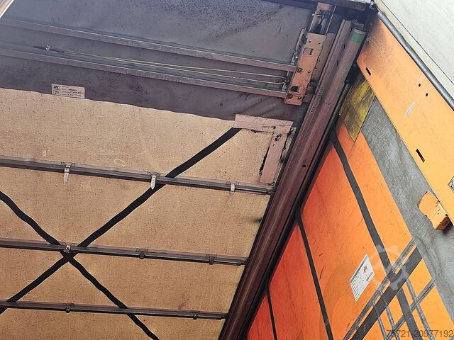 Sliding tarpaulins KOGEL S24