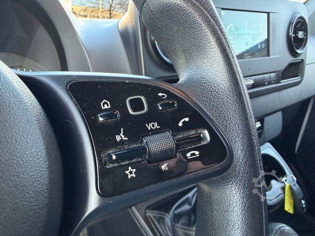 Refrigerator body van MERCEDES-BENZ Sprinter Klima 2x Schiebetür Lebensmittel L1H1