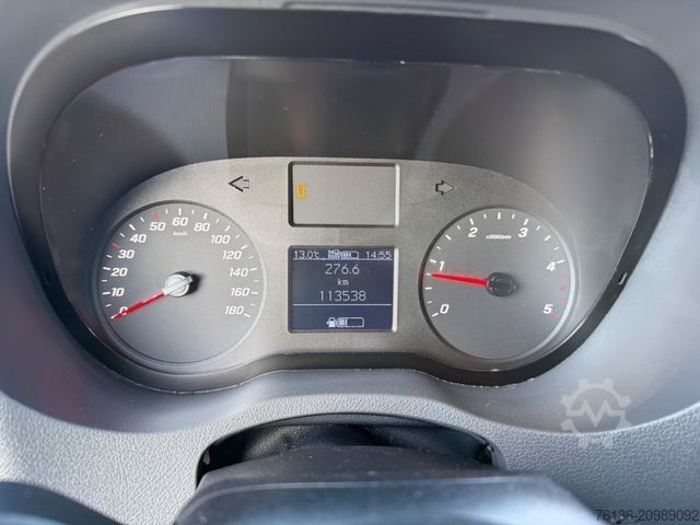 Refrigerator body van MERCEDES-BENZ Sprinter Klima 2x Schiebetür Lebensmittel L1H1