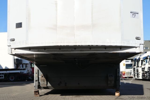 Car carrying semitrailer KÄSSBOHRER SP 9-16 geschlossener Autotransporter