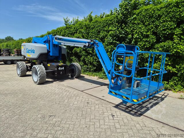 Articulated boom lift Genie Z-60 FE