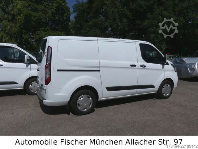 Panel van FORD Transit Custom Kasten 300 L1 Trend Würth Regale