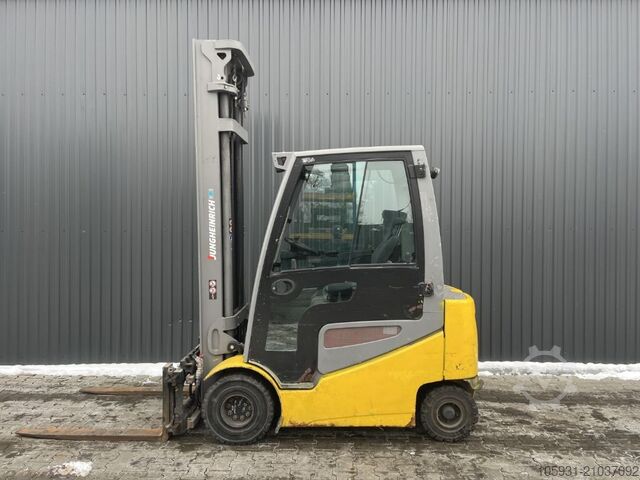 Electric 4-wheel forklift Jungheinrich EFG425k