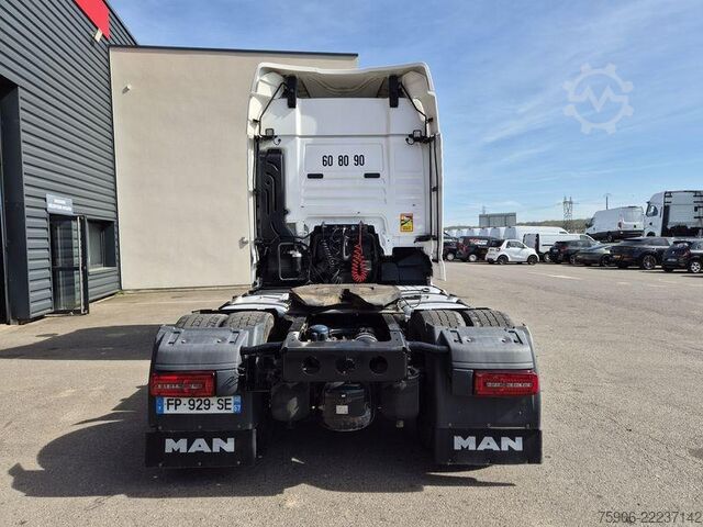 Standard tractor unit MAN TGX