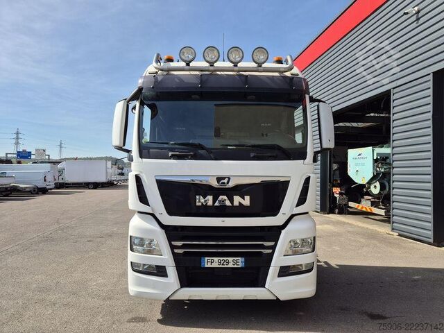 Standard tractor unit MAN TGX
