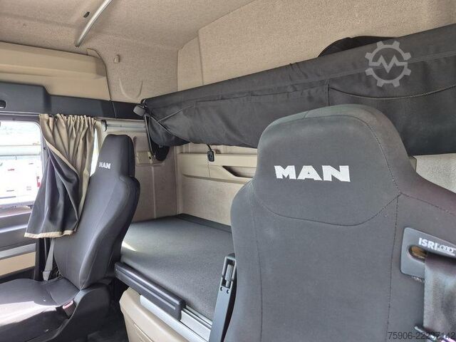 Standard tractor unit MAN TGX